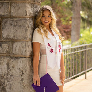 Meet your Posher, Gaby